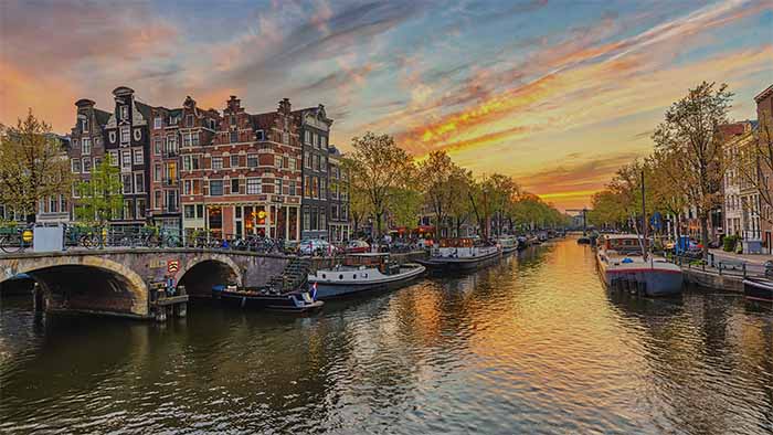 Amsterdam in cosmetics CPC Scientific